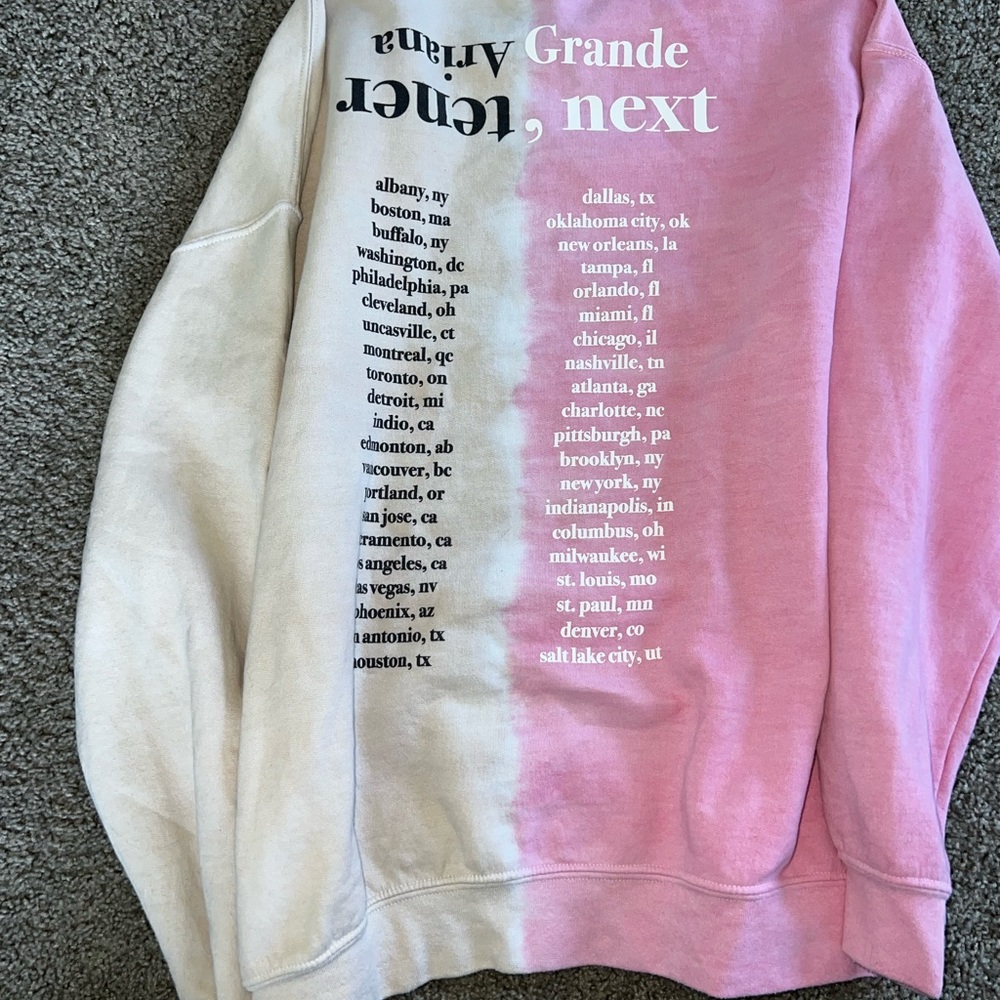 Ariana Grande crewneck